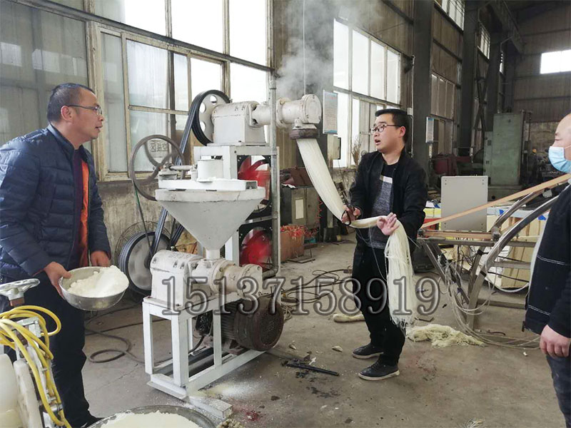 140型米線機(jī)試機(jī) 140型米線機(jī)試機(jī)