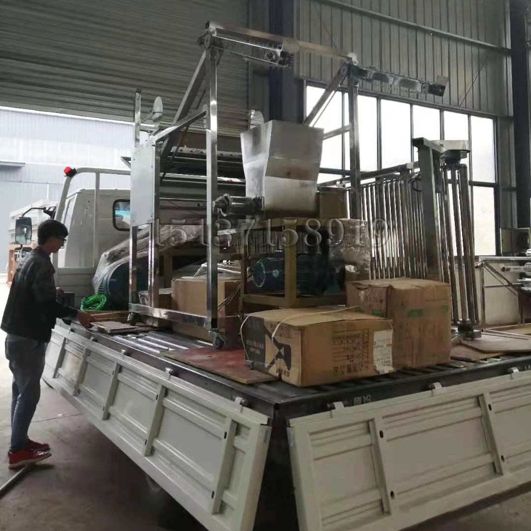 全自動米線機發(fā)貨現(xiàn)場 全自動米線機發(fā)貨現(xiàn)場