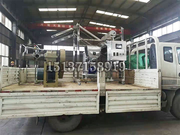 全自動米線機發(fā)貨現(xiàn)場 全自動米線機發(fā)貨現(xiàn)場